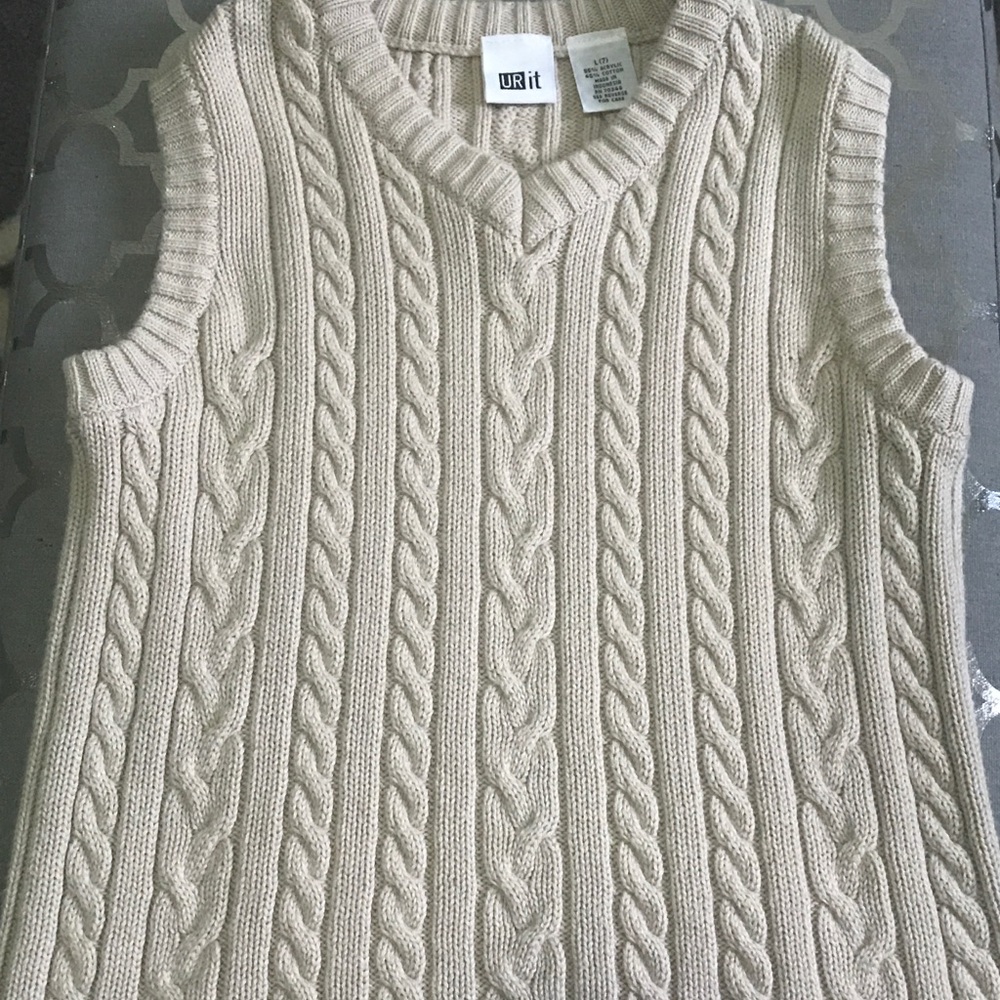 BOYS CREME VEST